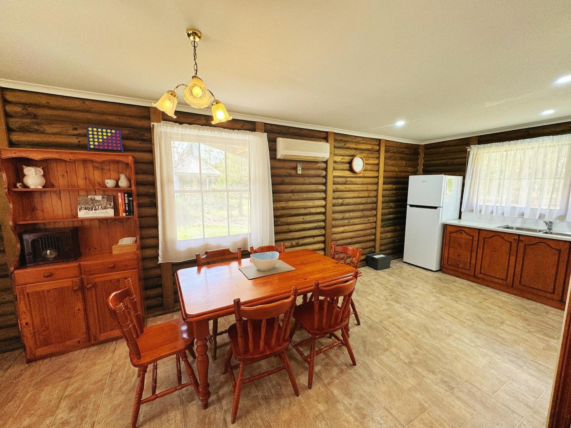 Halls Gap Log Cabins Ngoại thất bức ảnh