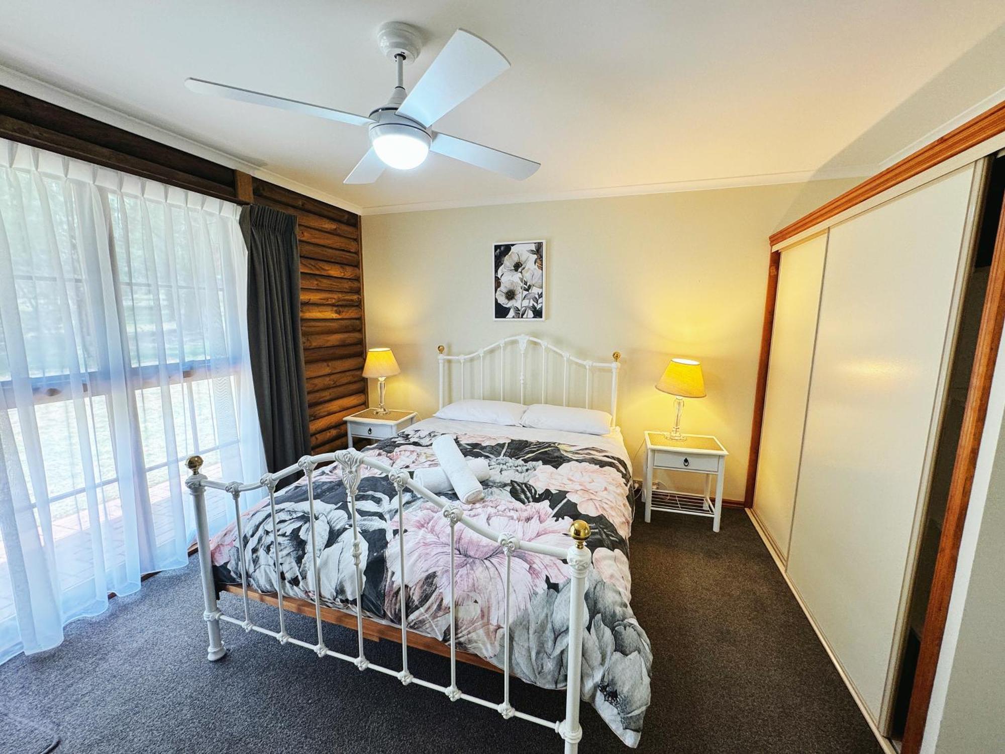 Halls Gap Log Cabins Ngoại thất bức ảnh